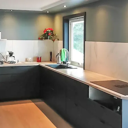 2 Bedroom In Strandvik * Dalland
